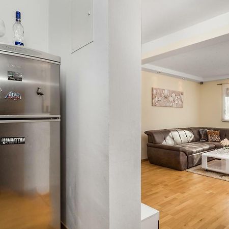 Apartman Javor Leilighet Otočac Eksteriør bilde